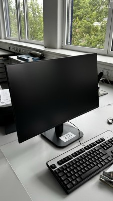 1 PC HP (ohne Festplatte) mit Widescreen-TFT-Monitor Philips, 27 Zoll